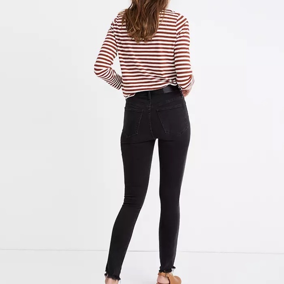 Petite 10" High-Rise Skinny Jeans in Berkeley Black: Button-Through Edition - Picture 2 of 3